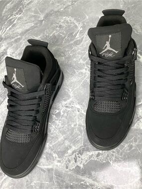 Jordan Retro Black Men's Sneakers